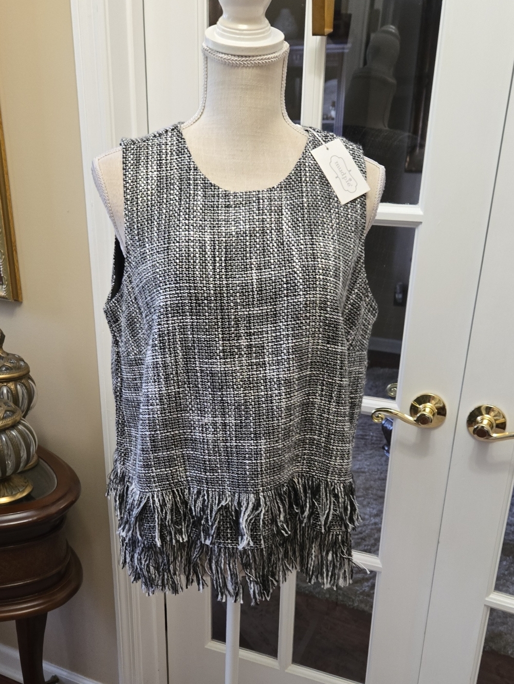Mud Pie Black & White Tweed 2 Row Fringe Hem Sleeveless Top Fully Lined Sz L NEW - Picture 1 of 8